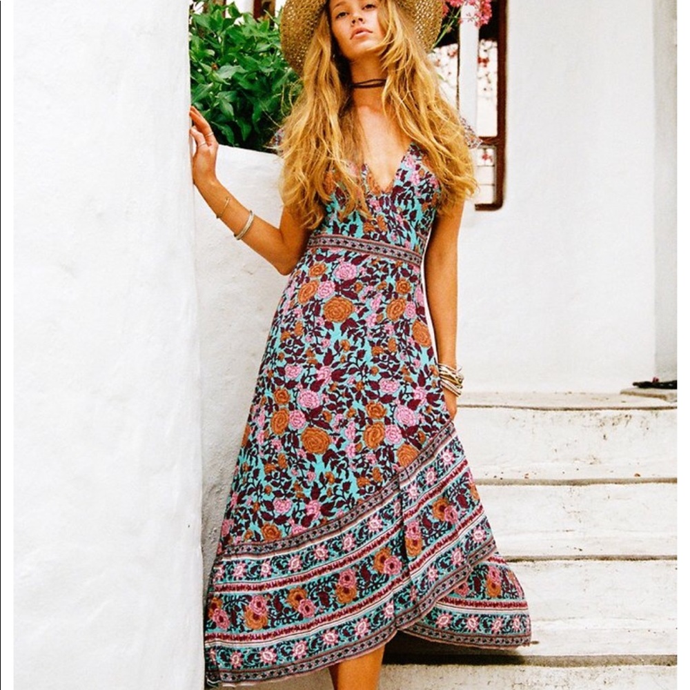 **SOLD** Arnhem Spanish Rose wrap dress 8 - Picture 4 of 6